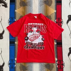 Vintage 1997 Detroit Red Wings Stanley Cup Champions T-Shirt Size Large NHL